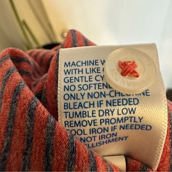 Southern Tide Dark Pink and Blue Striped Polo Shirt medium - Picture 9 of 9